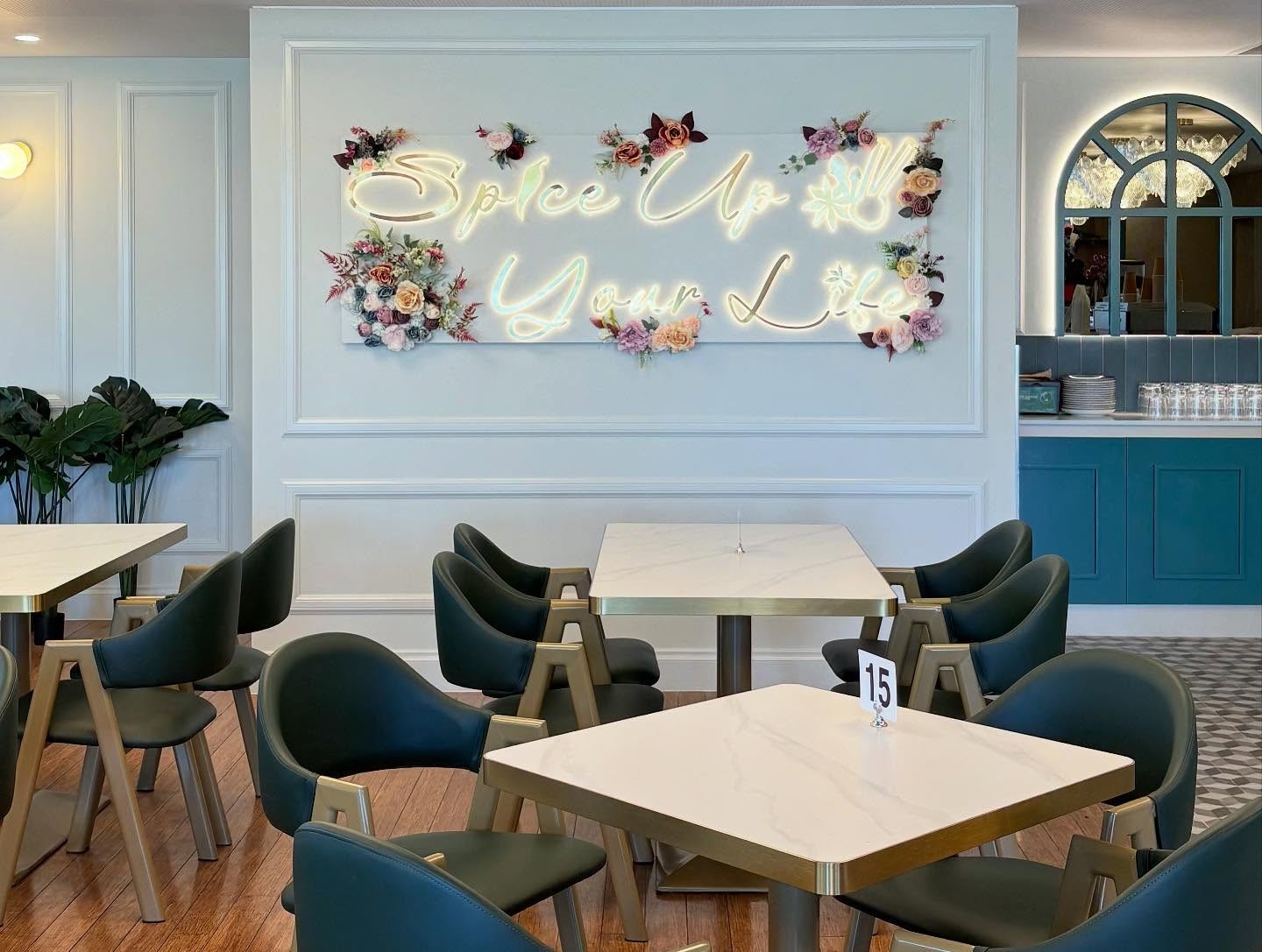 The interior of the Kayumanis restaurant.