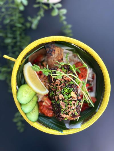 A gallery image of the Kayumanis restaurant.