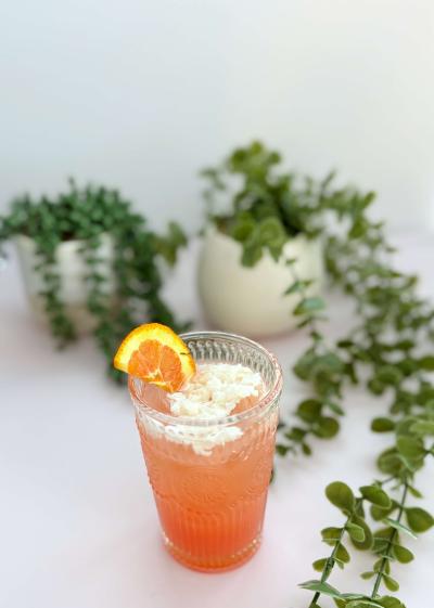 A gallery image of the Kayumanis restaurant.